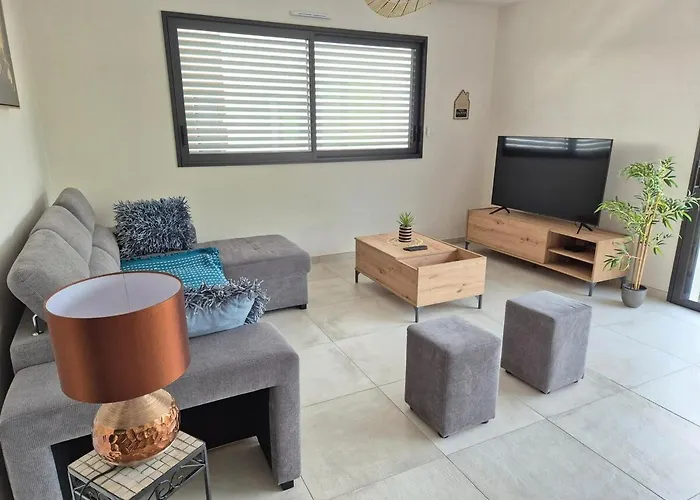 Maison 6/8 Pers Proche Puy Du Fou بيت ضيافة 3*