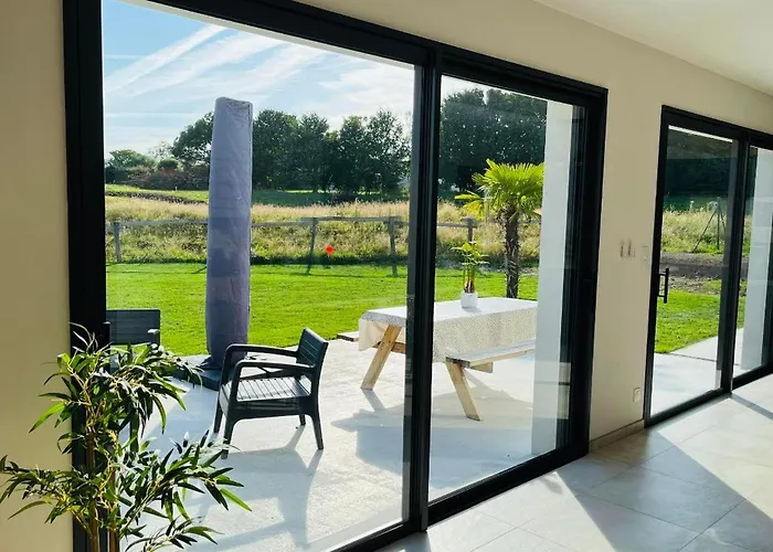 Maison 6/8 Pers Proche Puy Du Fou بيت ضيافة 3*